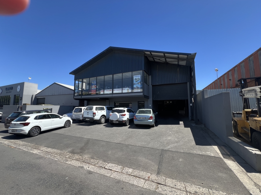 To Let commercial Property for Rent in Triangle Farm Western Cape